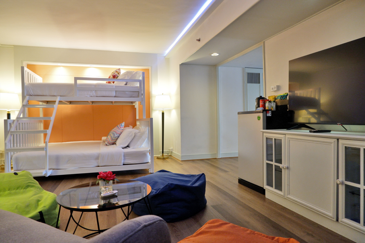 Family Club Suite 6 Person (65 SQM)