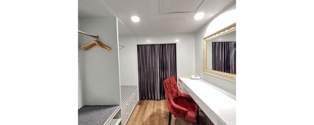JUNIOR-SUITE-RIVER-VIEW-BALCONY-4